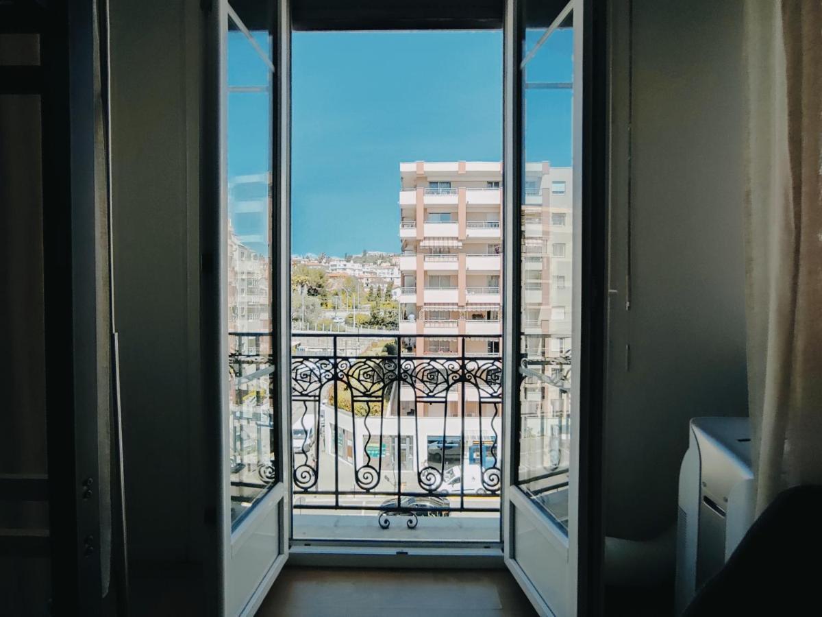 Joli - Promenade Des - Acces